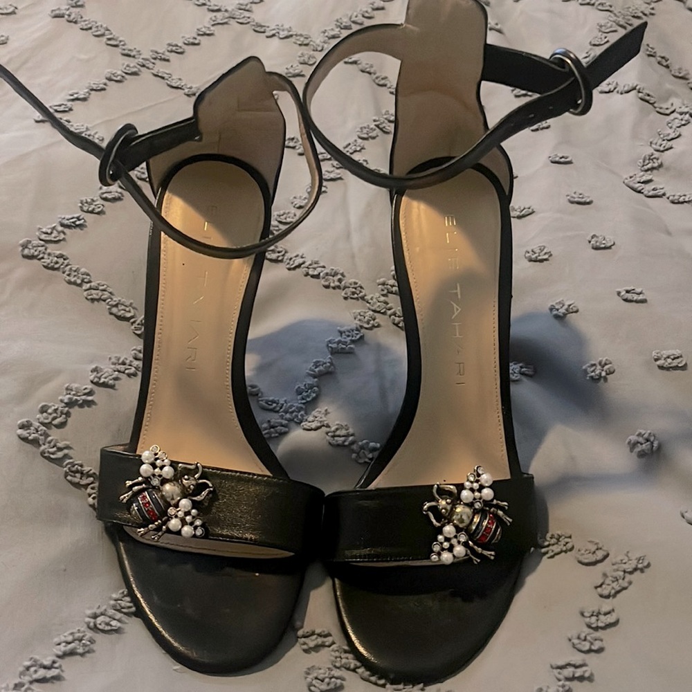 Elie Tahari black shoes, very elegant